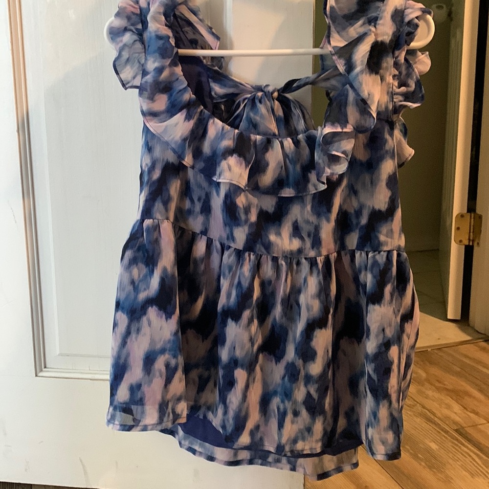 Banana Republic NWT dressy tank top.